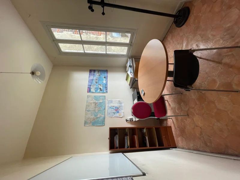 Salle de douche avant travaux – projet Accueillir, Reims