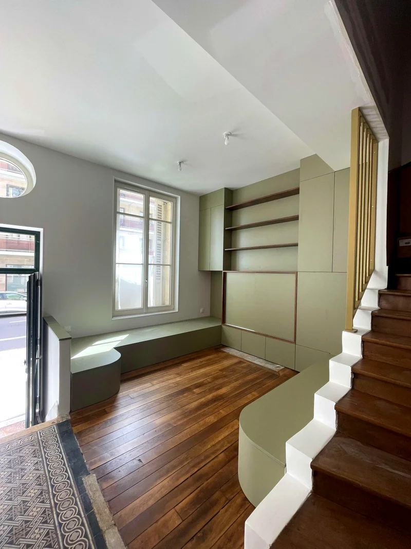 Salon rénové après travaux – projet Accueillir, maison rémoise, FAIRE Architecte